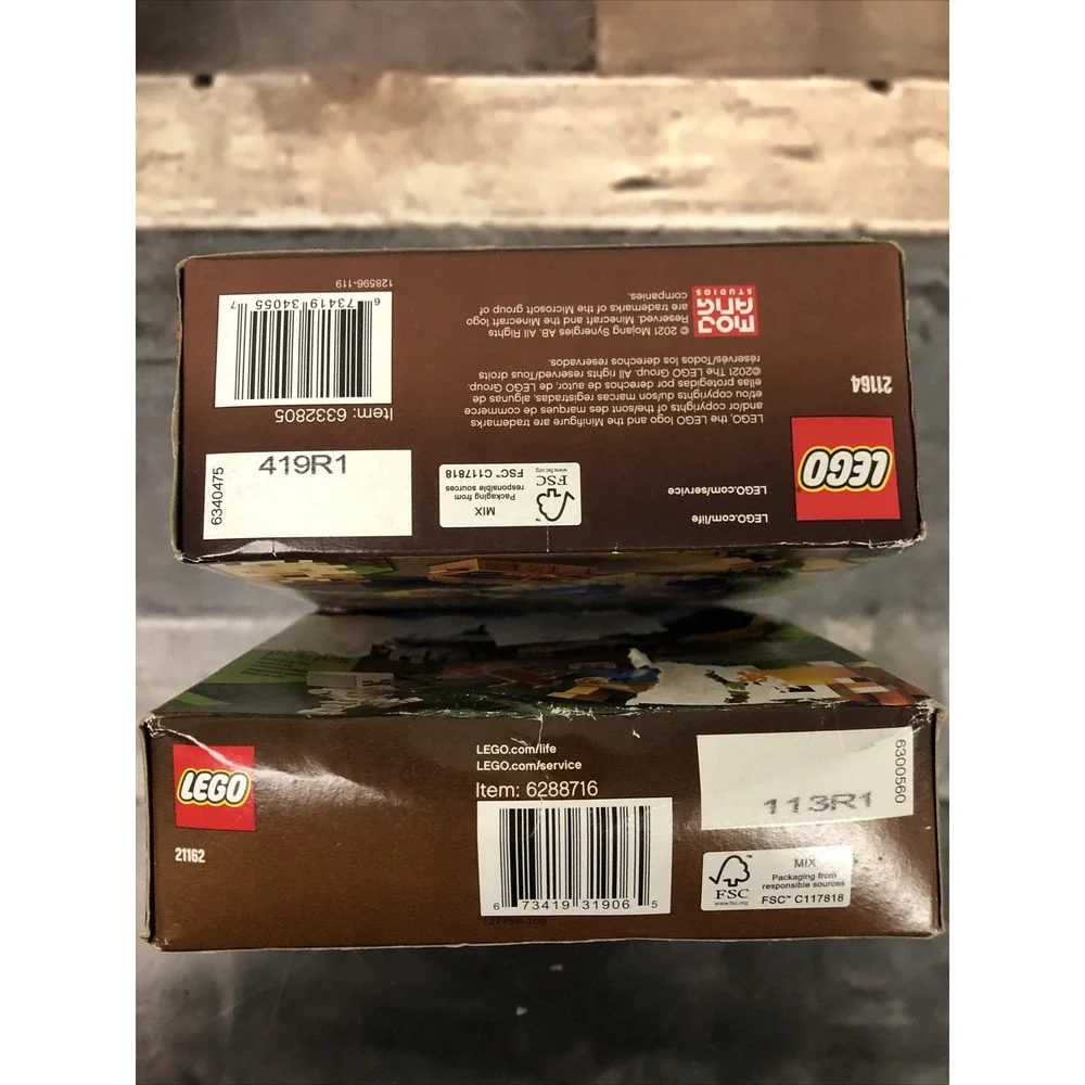 LEGO Minecraft 21162 The Taiga & 21164‎ Coral Reef Steve Fox Wolf Skeleton